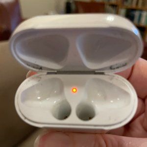 Apple Airpod Charging Case